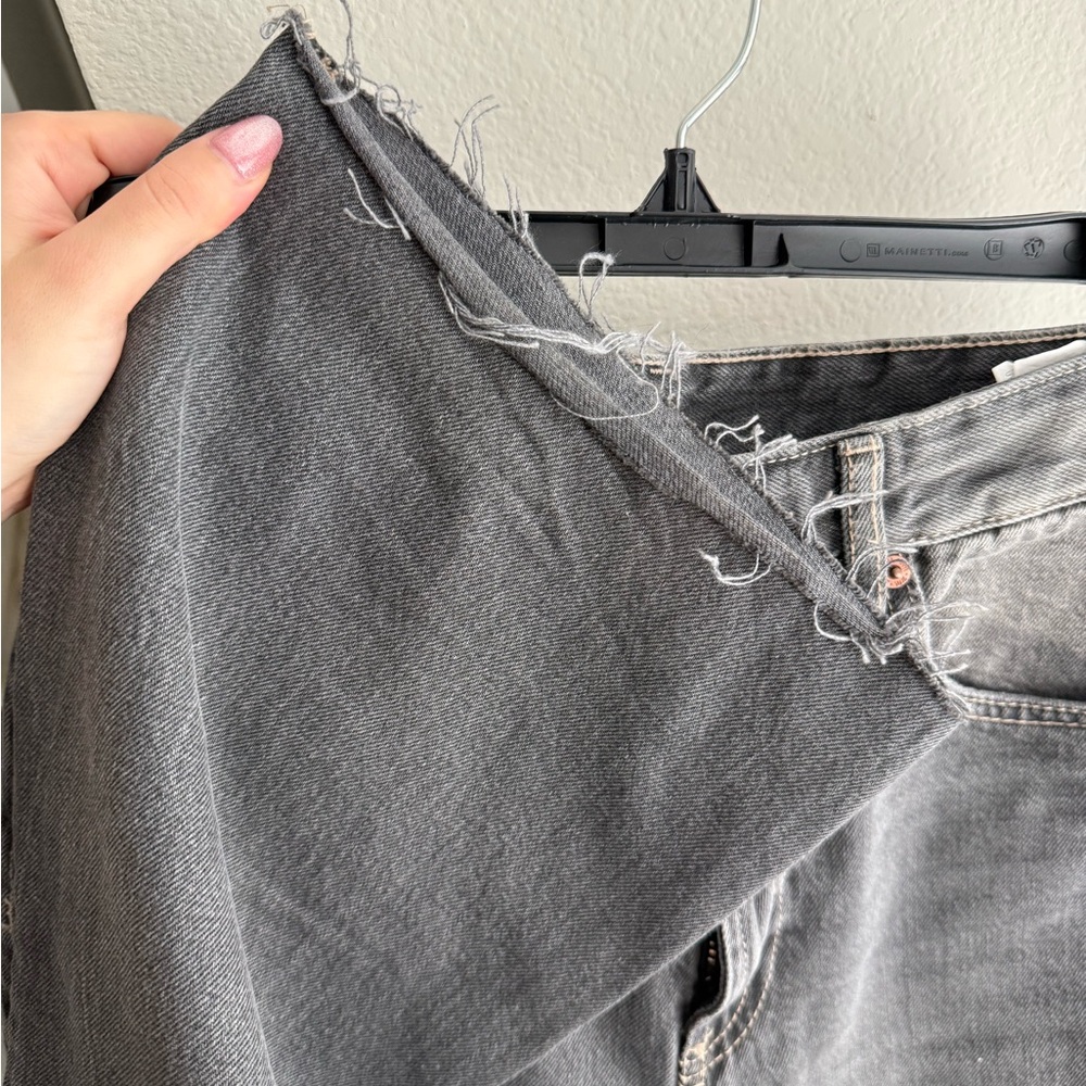 Zara High waisted Relaxed Gray Washed Jeans - Picture 5 of 5
